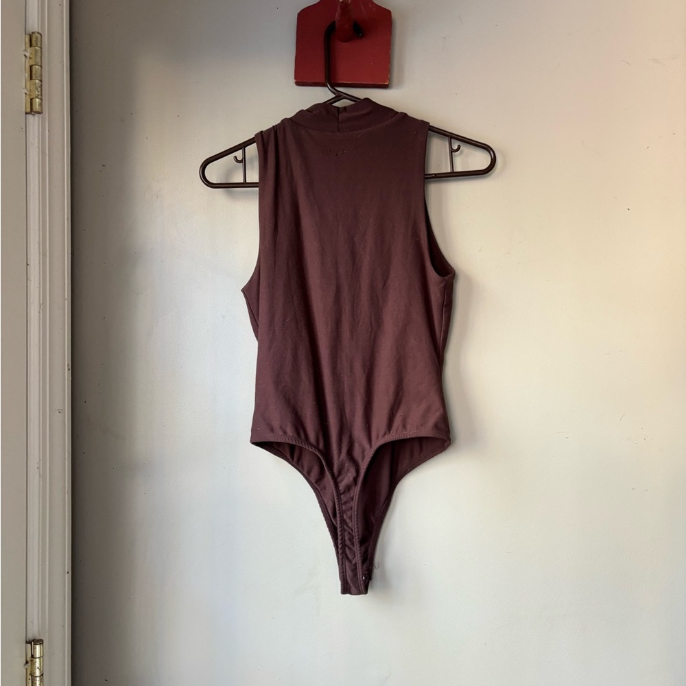 Tjmaxx Olive & Oak Sleeveless Chocolate Turtleneck Bodysuit XS/S - Picture 4 of 5
